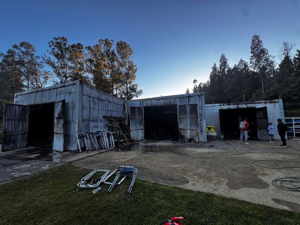 Bomberos Valparaíso tweet media