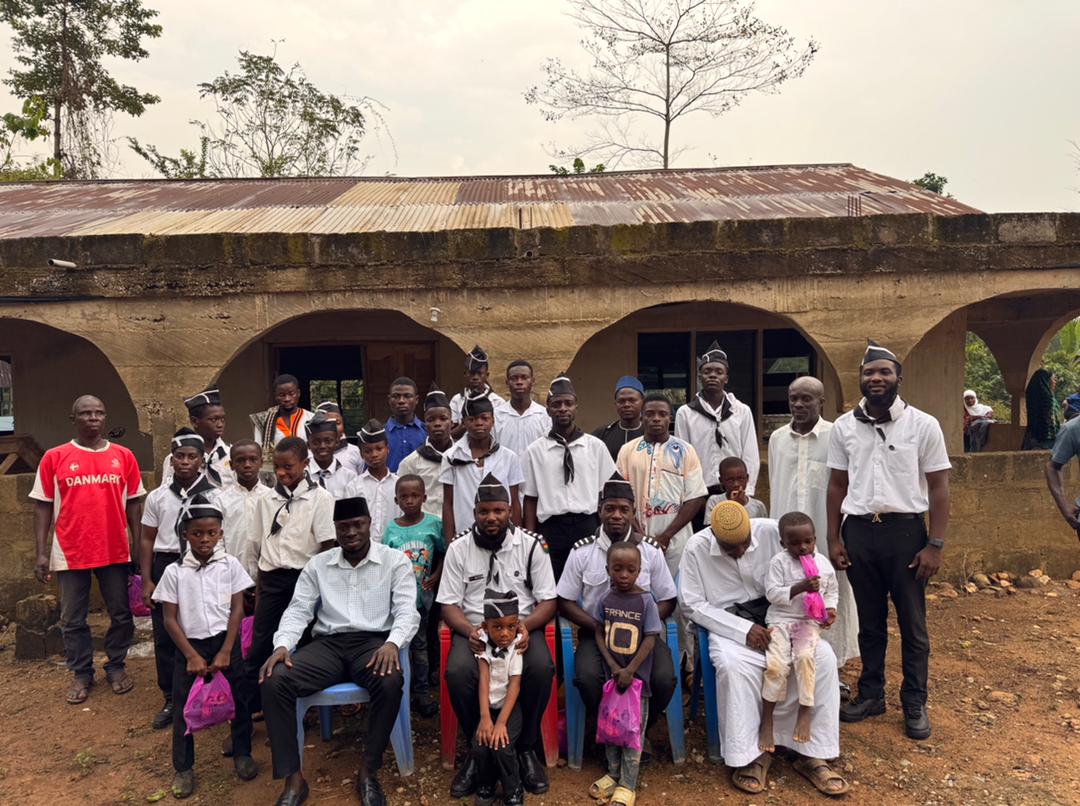 mkaghana's tweet image. On Feb 27, Nkawkaw Circuit hosted its Ijtema with the Eastern Regional Qaid. A powerful keynote on Unity, Obedience &amp;amp; Sacrifice set the tone for the 12 Khuddam &amp;amp; 18 Atfal in attendance. 🇬🇭✨
Identity defined. Brotherhood strengthened. ✊
#MKAGhana #EasternRegion #Ahmadiyya