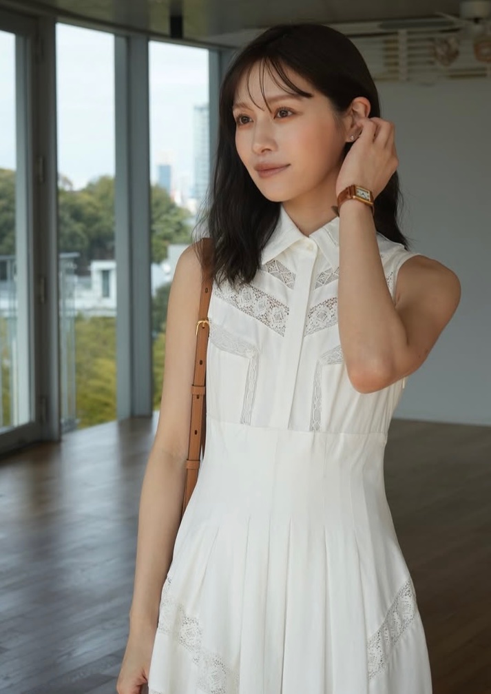 jocalis_anu's tweet photo. かじまりさんの着画が素敵✨
Asymmetric Lace Panel Dress届くの楽しみだなあ☺️
#laubeblanc https://t.co/CalOFIiPLf
