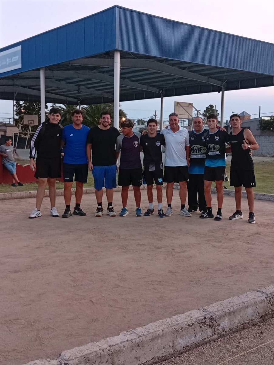 CABochas tweet media