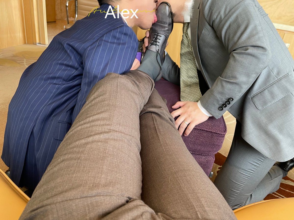 GzAlexFan tweet media