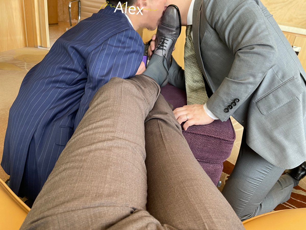 GzAlexFan tweet media