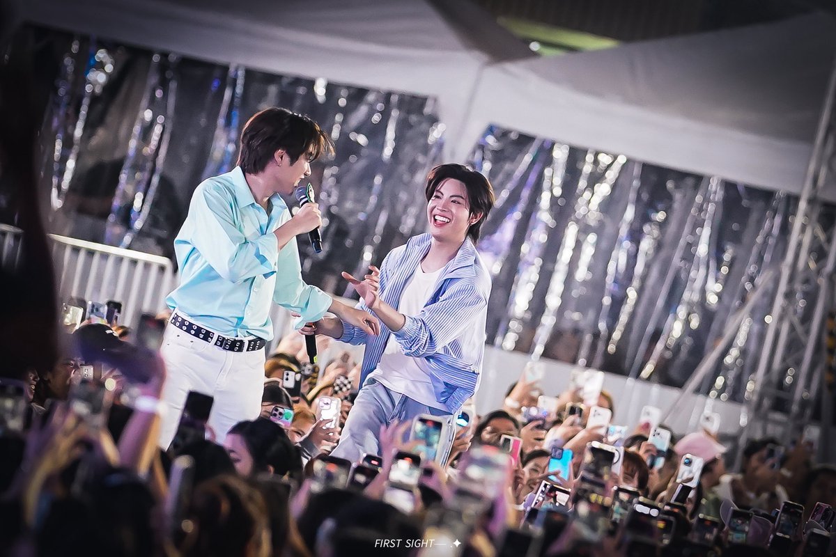 เจ้าก้อนความสุขของติดฝน รักมากเยยนะ🥺🫶🏻✨

LA ROCHE POSAY X TLEFIRSTONE 
#EffaclarxTleFirstone
#LaRochePosayTH