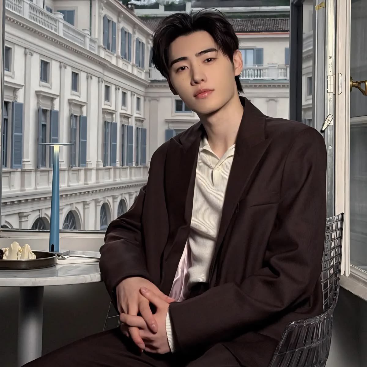 In private                                 In public