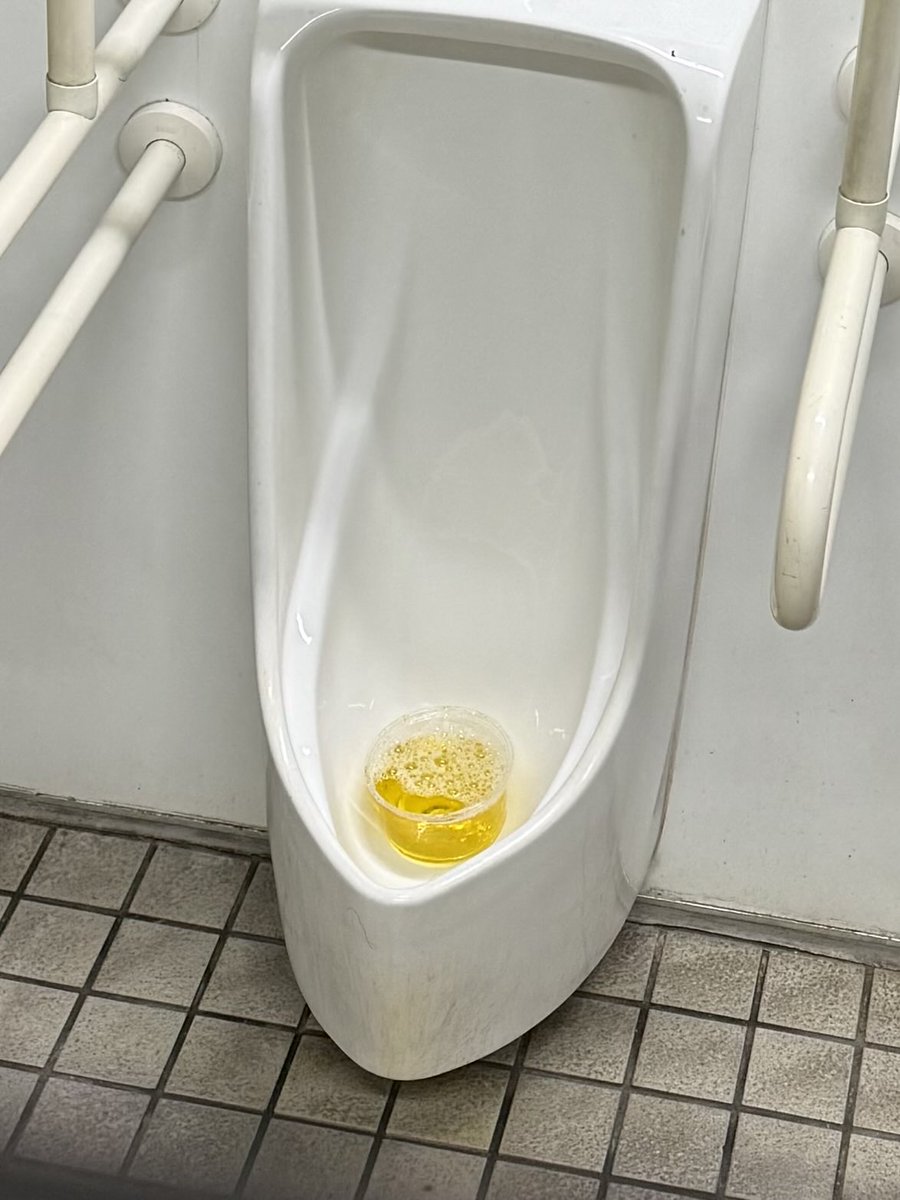 MyOwnGarbage tweet media