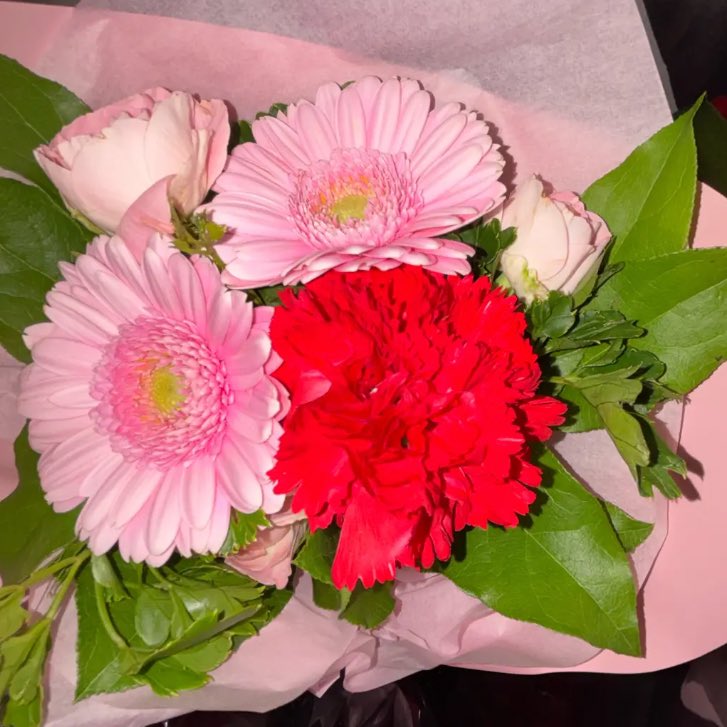 #2月も終わるのでリプした人に一言

この子を置いて私はテスト前低浮上になります👋
中々絡めてない人もこれを機にお話ししよーん