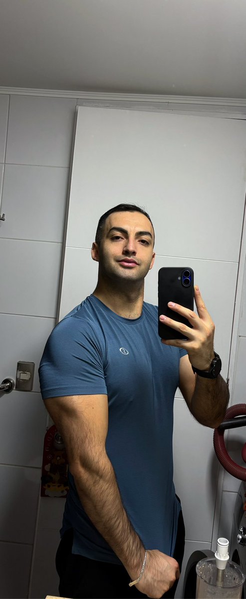 Alex tweet media