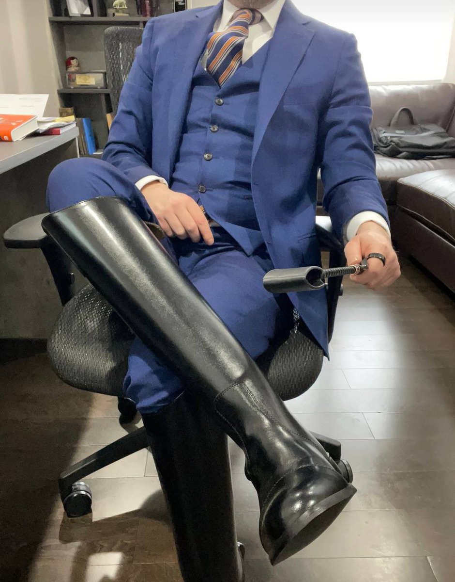 Execcash22 10k tweet media