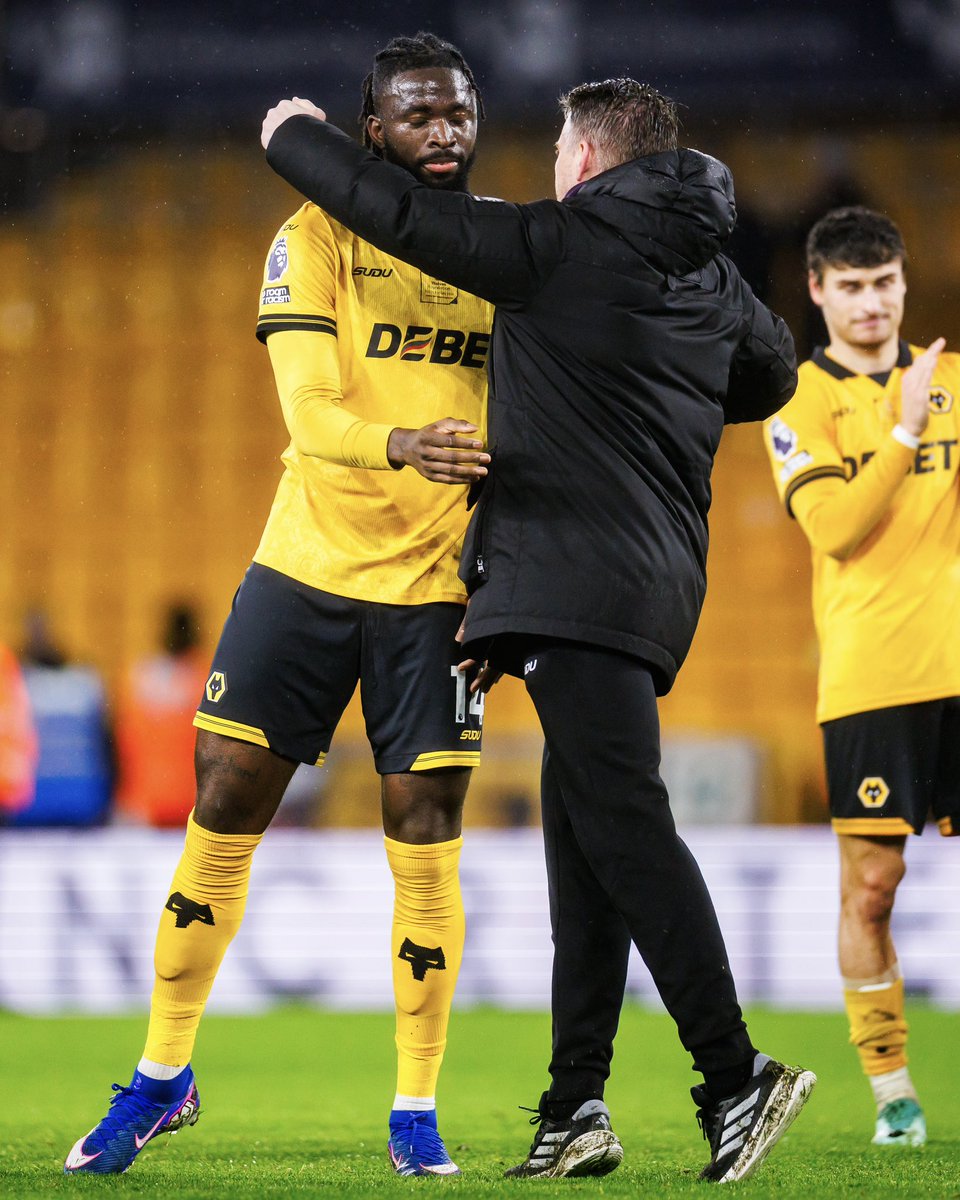 T.e.a.7_ tweet media