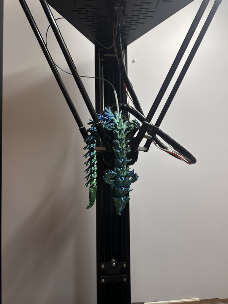 TheTechJournal4's tweet photo. Printed this dragon layer by layer 🐉🔥

No CGI.
No molding.
Just pure 3D printing precision.

Technology feels like magic sometimes.

#3DPrinting #Dragon #Tech https://t.co/QMoj9lGBOv