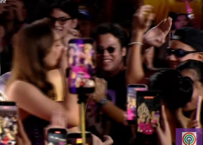 bbeep_bbeep's tweet photo. ANG IYAK NI LELLA WHILE HER KUYA DJ AND KUYA JC WERE LOOKING SO PROUD AT HER. I'M CRYING 🥺😭

#PBBCollab20TheBigNight
LELLA FORDa WIN
#LellaFord https://t.co/RHUJV4BWzX