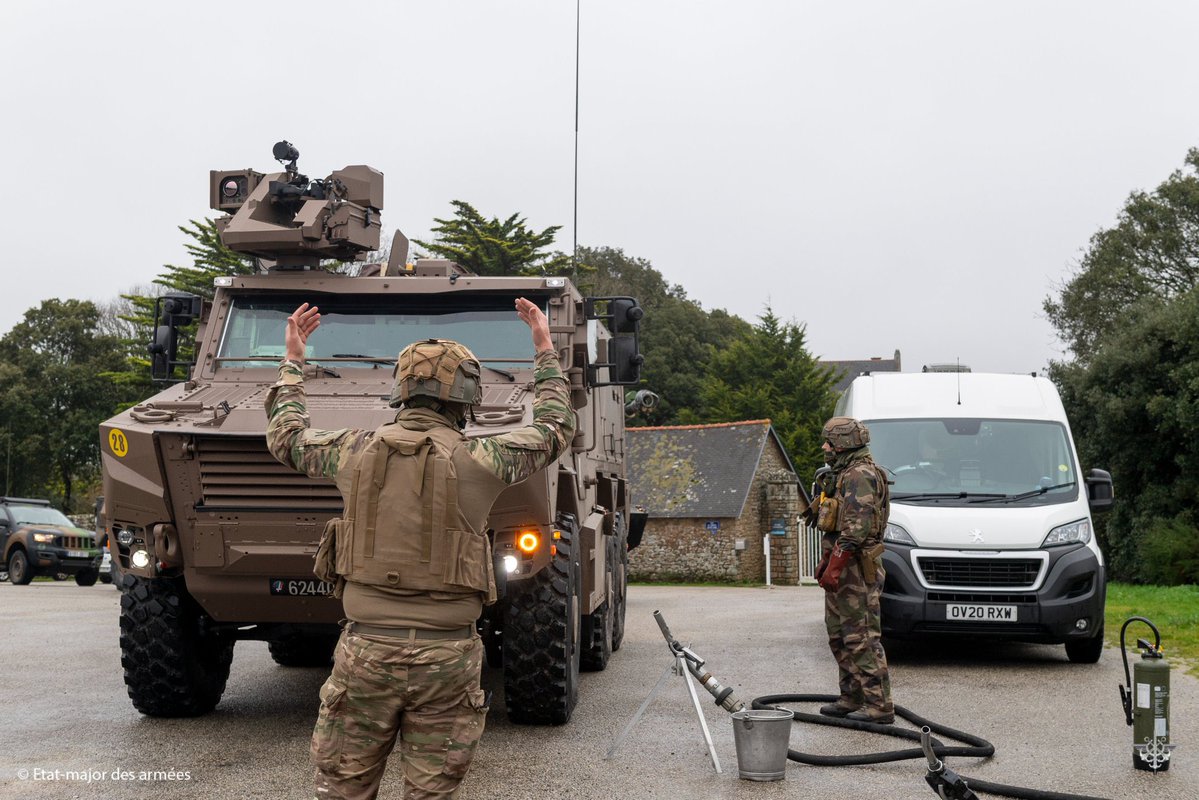 Armée française - Opérations militaires tweet media