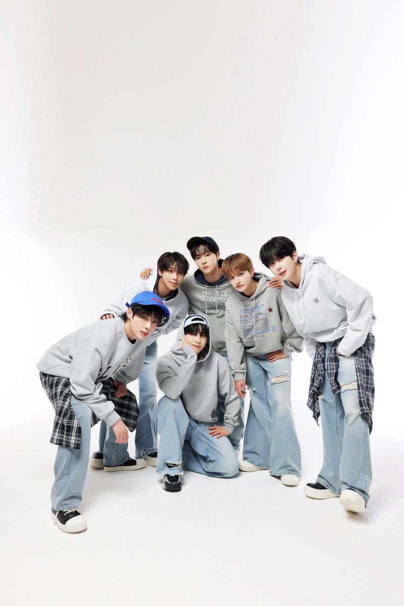 BAE173_official's tweet photo. [📸]

약속해 변하지 않을게💙

#BAE173 #비에이이173