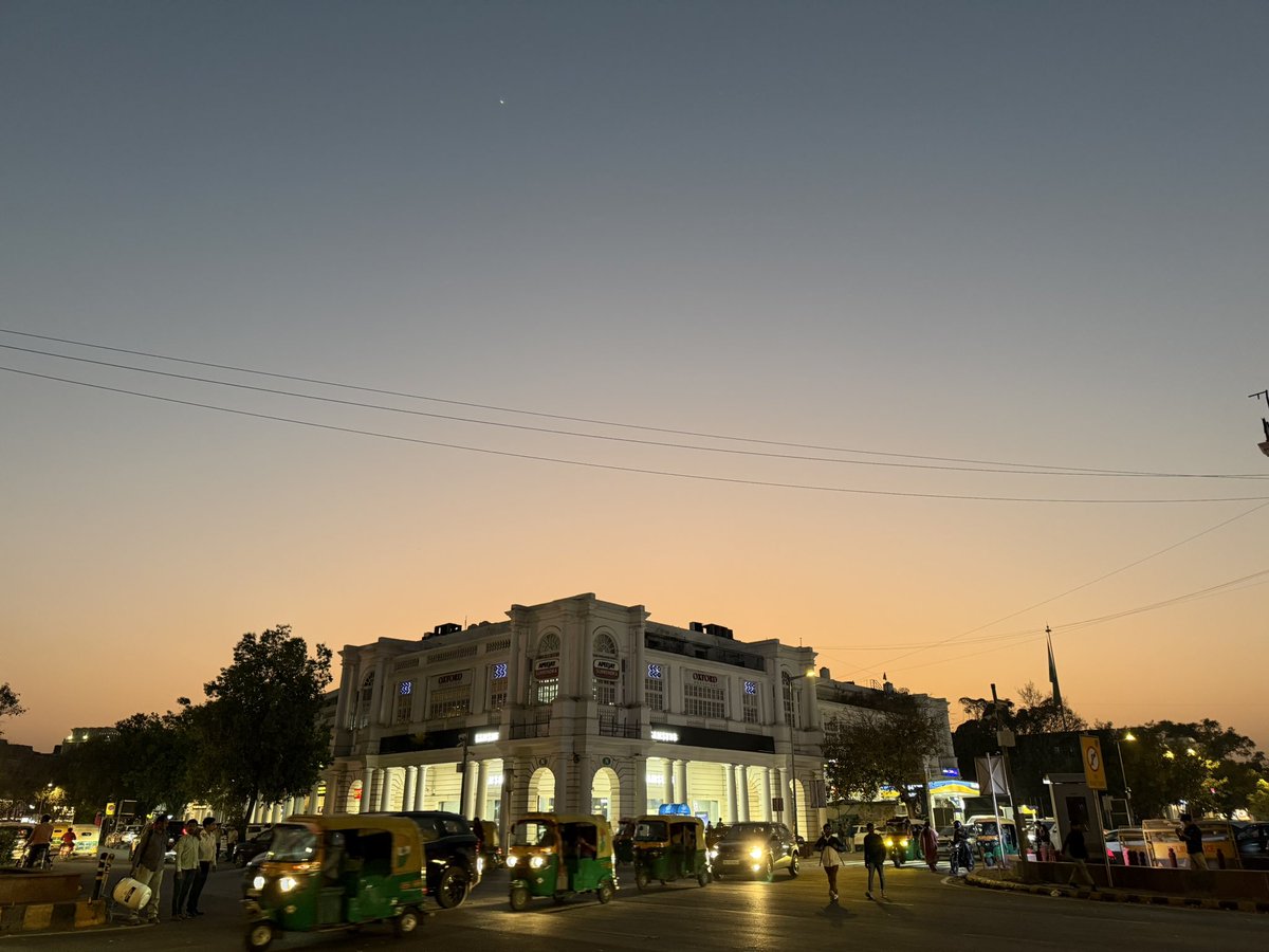 mayank austen soofi—InshaJoyce tweet media