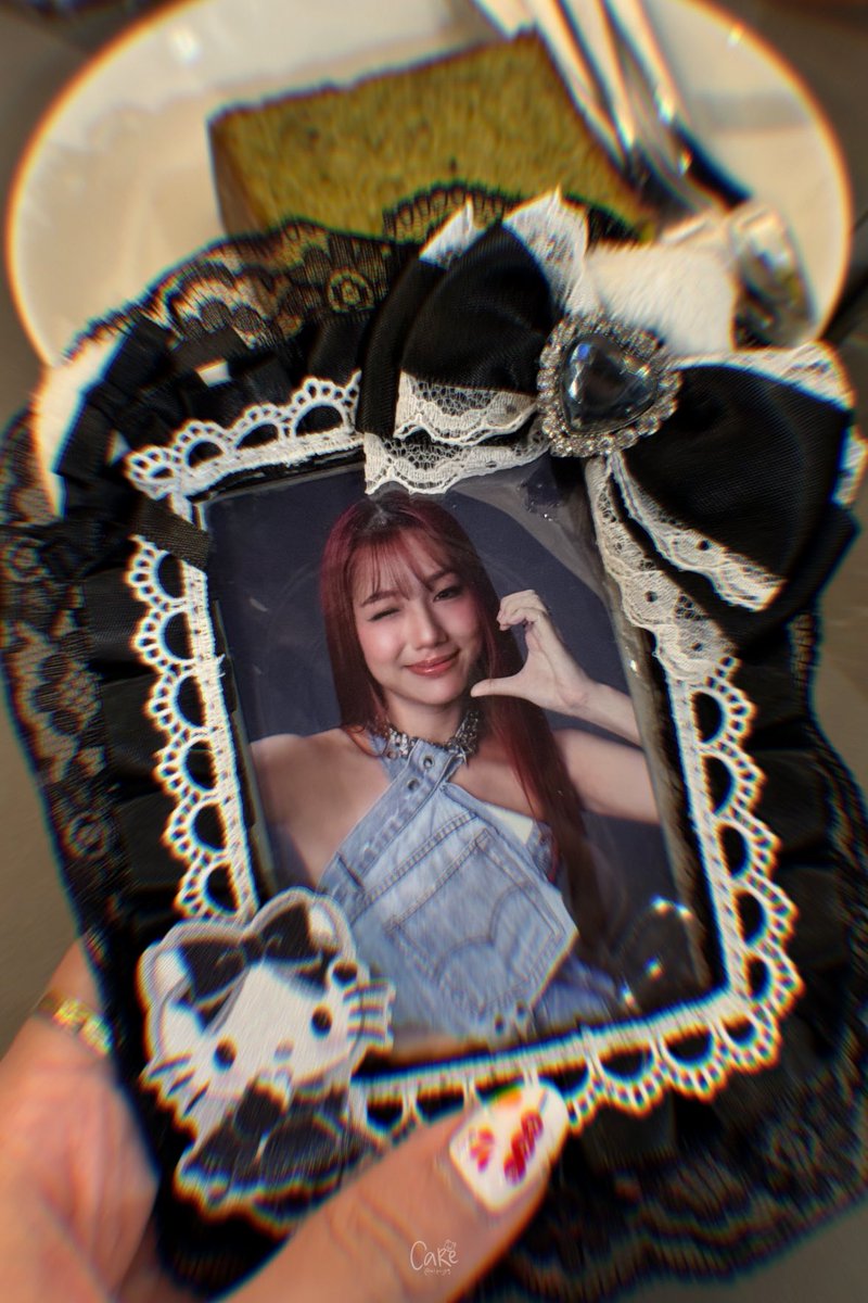 girlie sangt’s first time being brought out in sg with the gang hehe loveee 💖

#sangtsangt