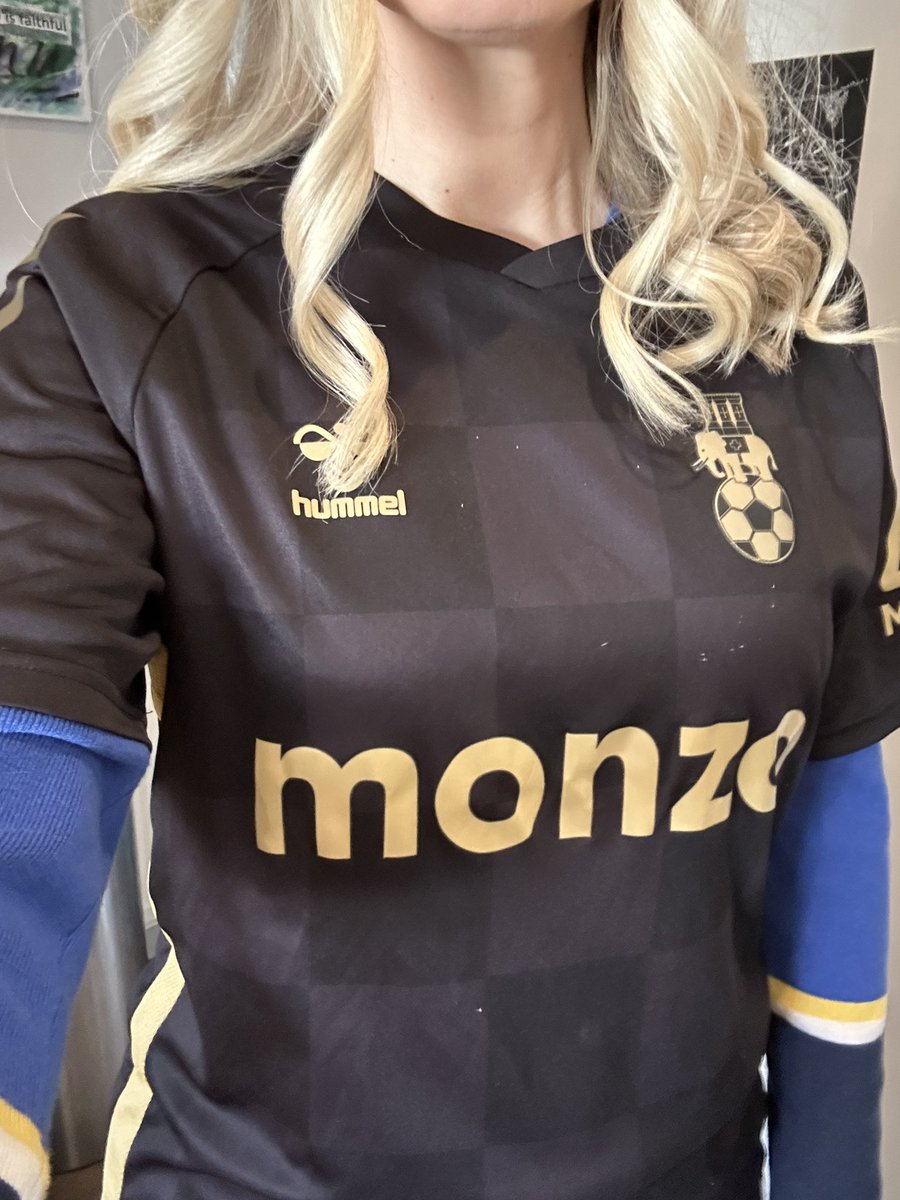 Helen Metcalfe 🩵 ⚽️👩‍⚕️ 🚴 ✝️ tweet media