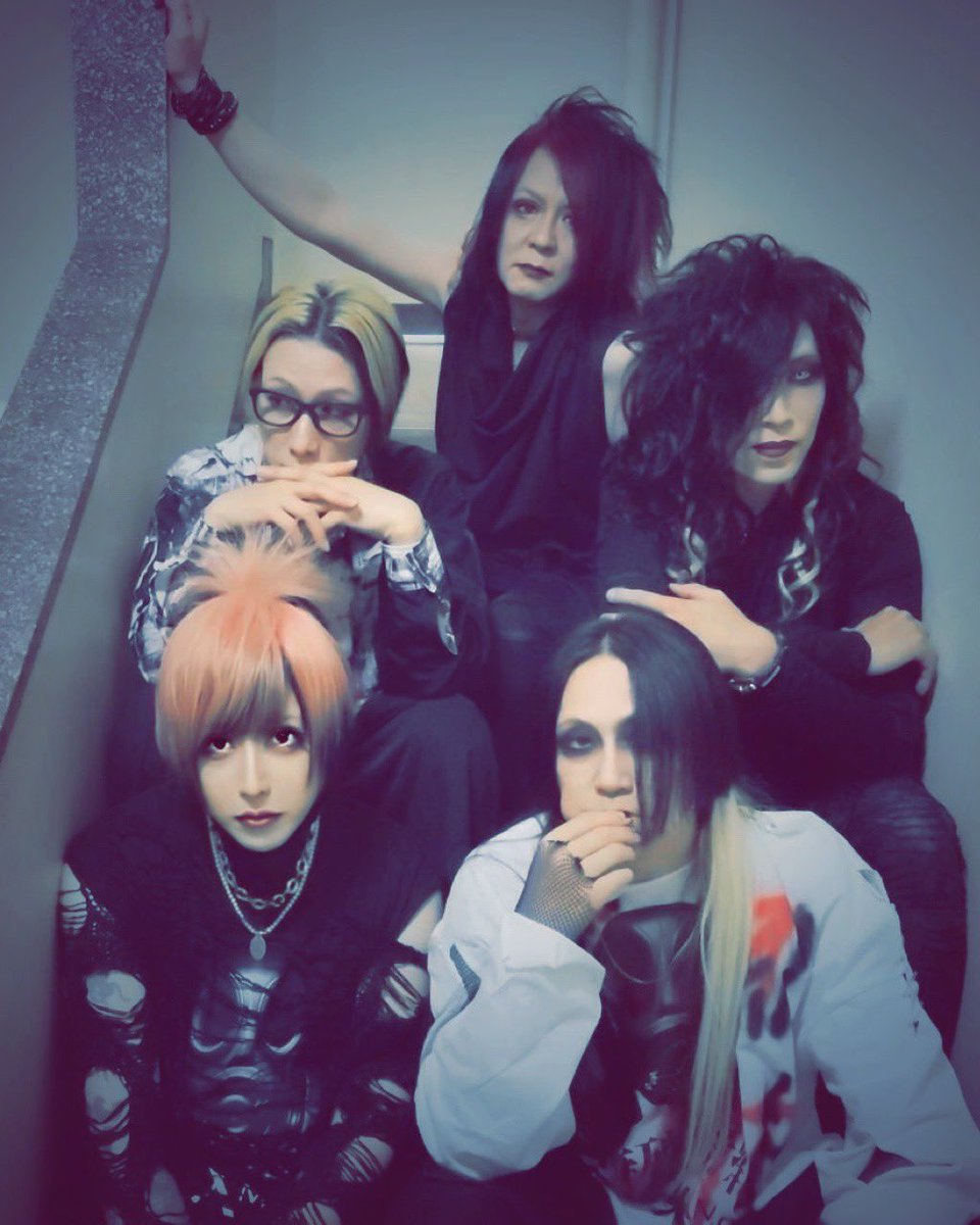 本日は上野でセクマニさんでした☆
わいわい楽しいライブでした
o(^-^)o
次回は4月！
よろしくお願いします☆
今日はめっちゃ寝よ
ヽ( ￣○)ゞ。o○ﾌｧ~~♪