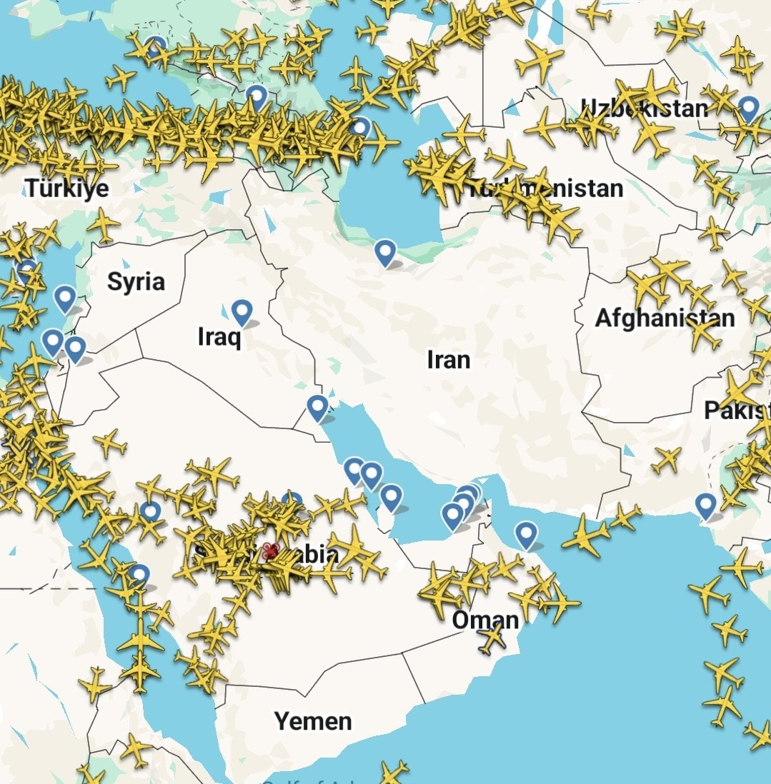 TVSimes's tweet photo. Wow. Nothing flying over the #MiddleEast What times we live in
 #MiddleEastConflict #MiddleEastCrisis #Iran #BBCNews #TalkTV #GBNews https://t.co/OJD1EErtOo