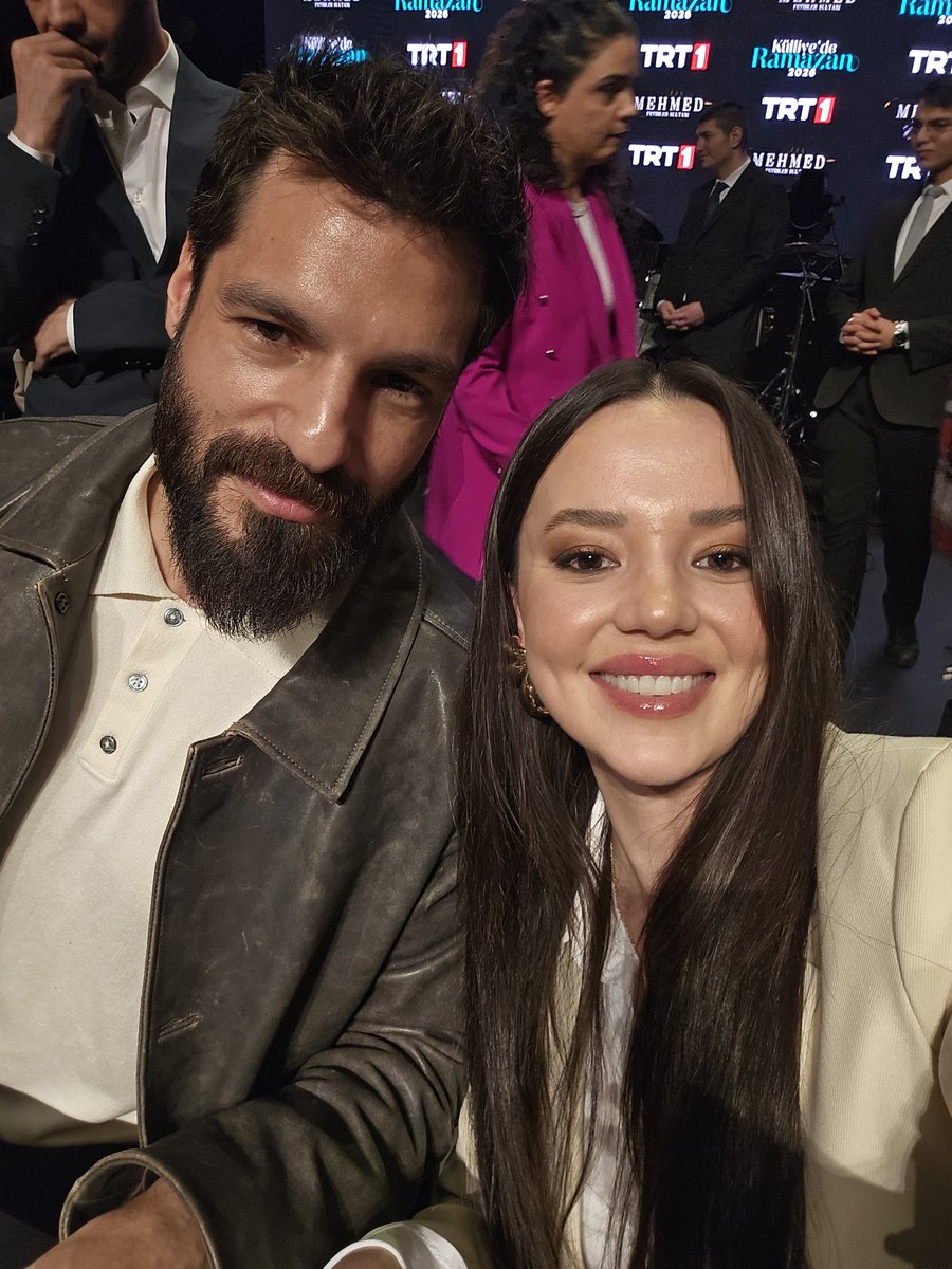 almilla🗝 tweet media