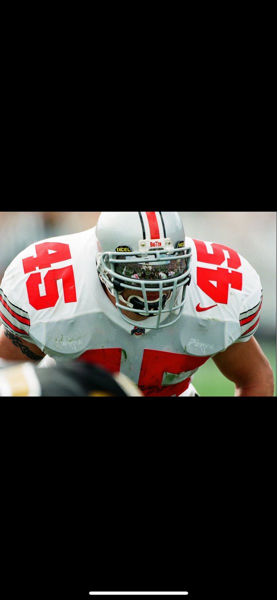 bordner_jason's tweet photo. This is the definition of what a college football player should look like!!! ⁦@MartySmithESPN⁩ ⁦@ESPNMcGee⁩ ⁦@AndyKatzenmoyer⁩ https://t.co/UA6LSjP8tD