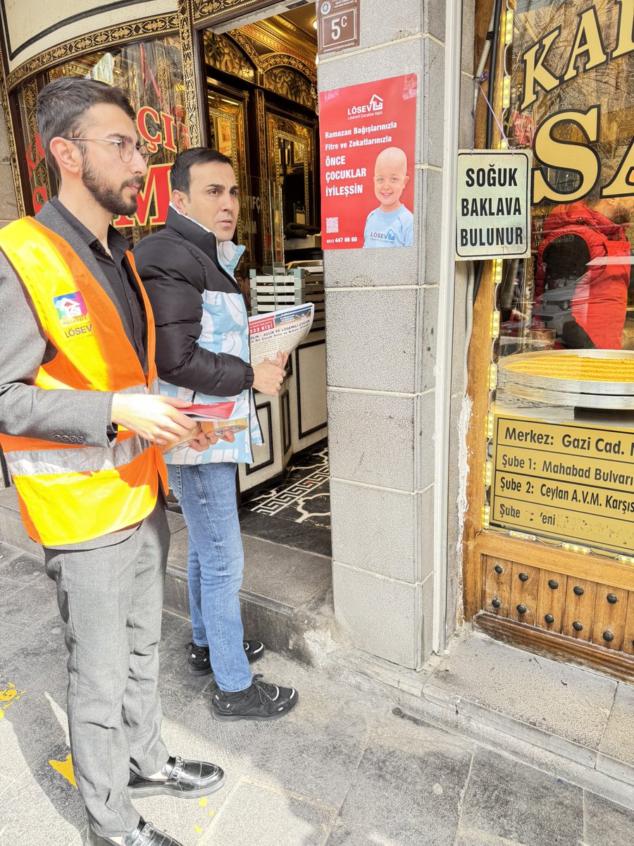 Diyarbakır’ın gençleri umut için bir arada
Dağkapı Meydanı’nda LÖSEV gönüllüleriyle buluşup lösemili çocuklar için farkındalık yarattık Genç Deva olarak Dicle FAYDA ve <a href="/losev1998/">LÖSEV</a> ile iyiliği büyütüyoruz   
Birlikte daha çok umut, daha çok hayat!  
#GençDeva #LÖSEV <a href="/maznun_tufan/">MAZNUN TUFAN💧</a>