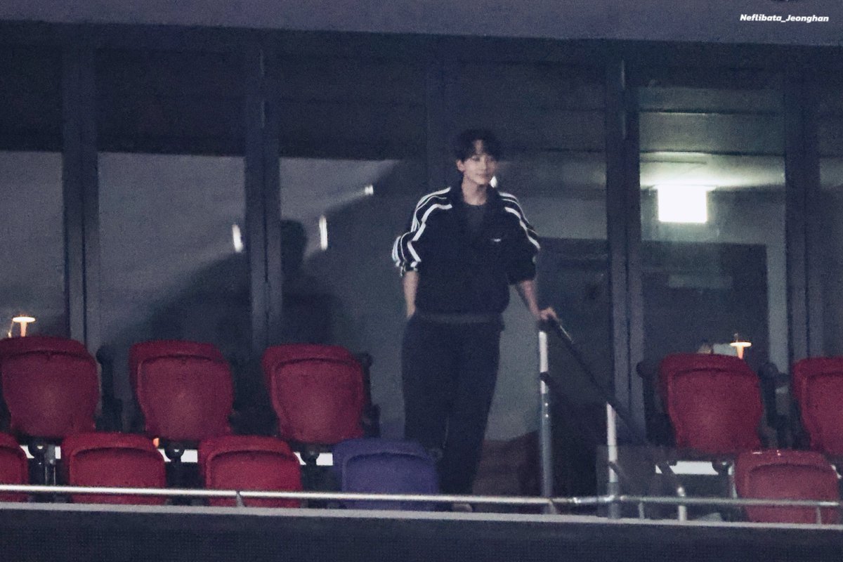 Neflibata_Jeonghan tweet media