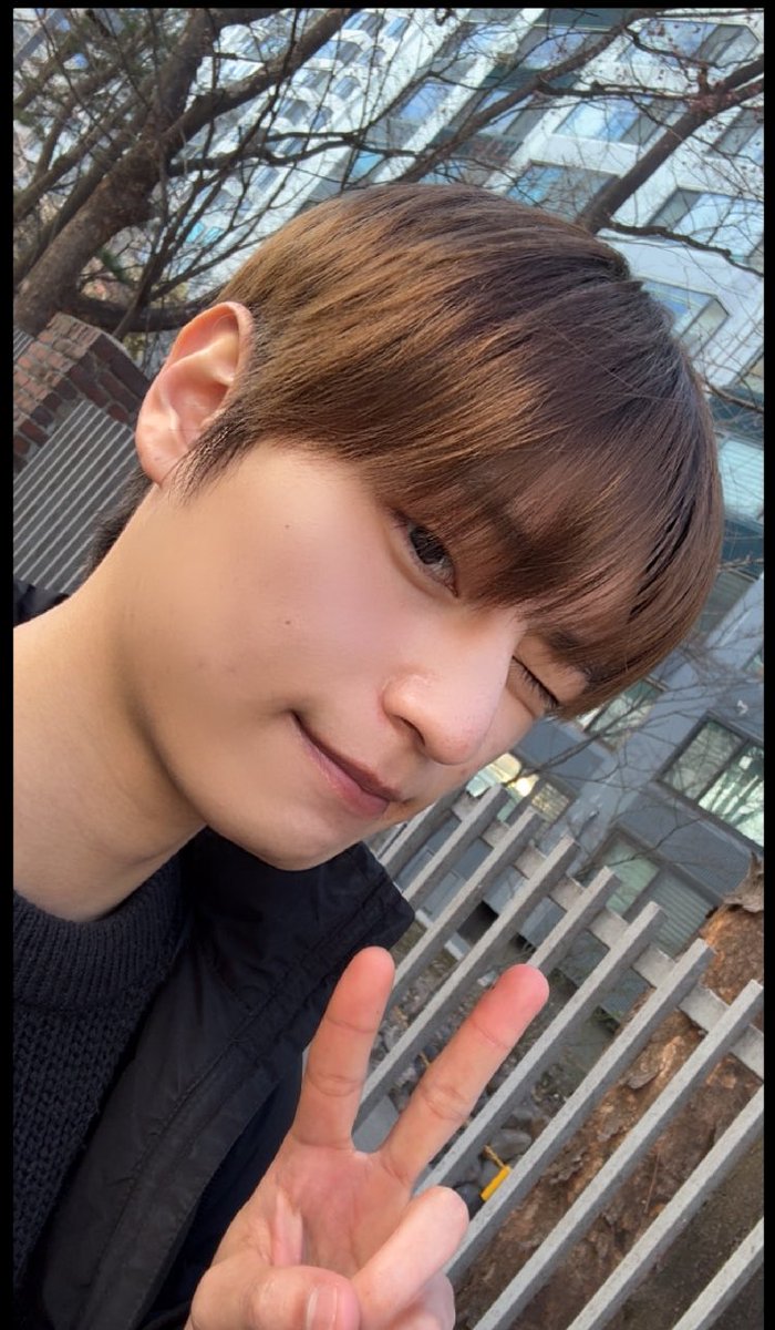 아ㅏㅏㅏㅏㅏㅡ
진짜 진짜 귀여운댕 🥹🫶🏻😭💙
#nvc #엔카이브 #유차 #Yuchan