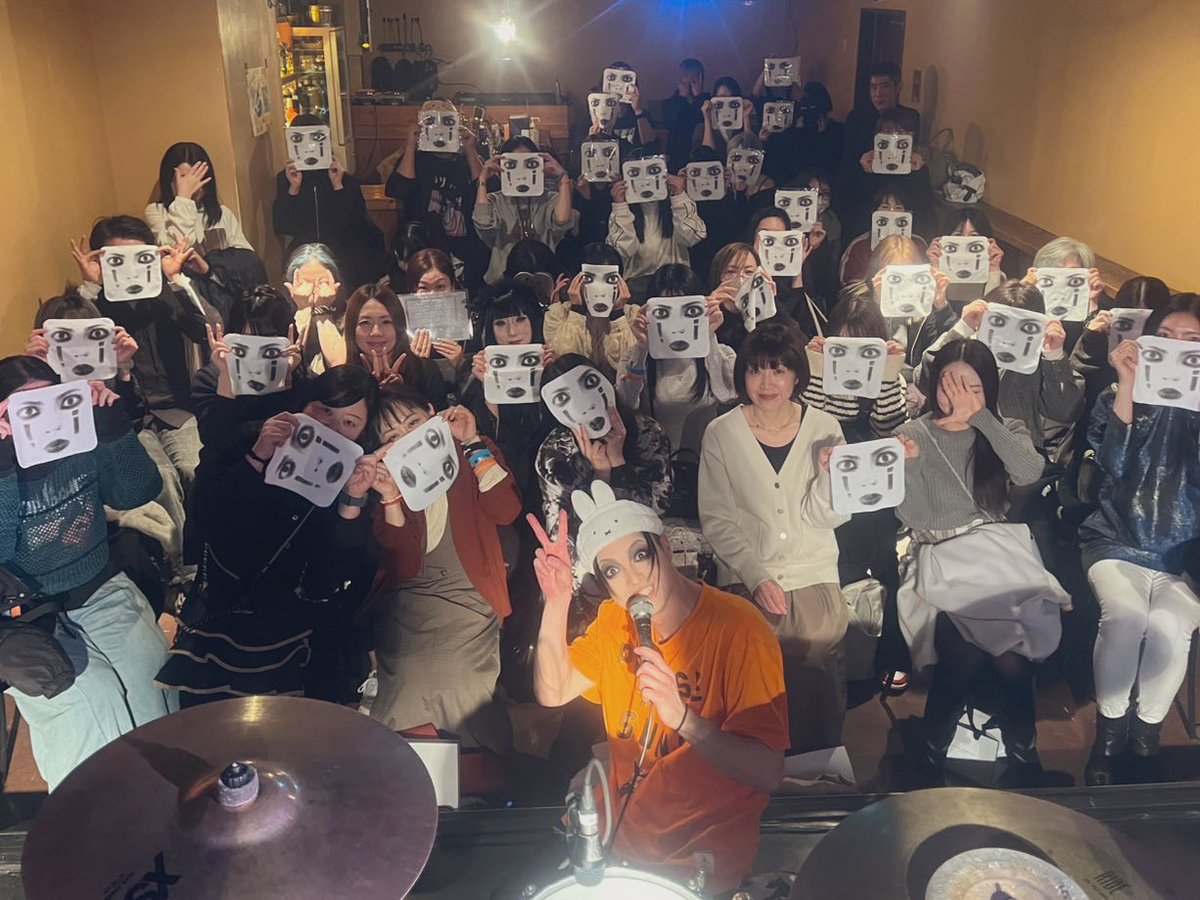 kantaman_sub's tweet photo. 取り急ぎ、ほんっっっっっまにありがとう！！！🤣✨
今日来てくれたアゲ⤴︎あし！！🫵
トラブルに対応してくれた渋谷HOME！！🫵
トラブル解決してくれたホンモノ！！🫵
ほんでトラブル聞きつけて連絡くれたバンド仲間達！！！🫵

最高でした！！👏👏 https://t.co/w3kTLH2NdO