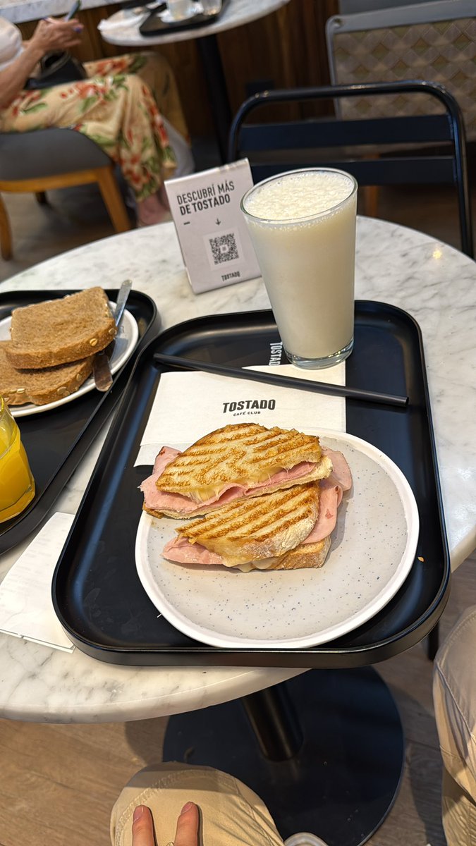 Tom_SanchezM's tweet photo. POV vas a comer un tostado a tostado https://t.co/sm9xYLxJMD
