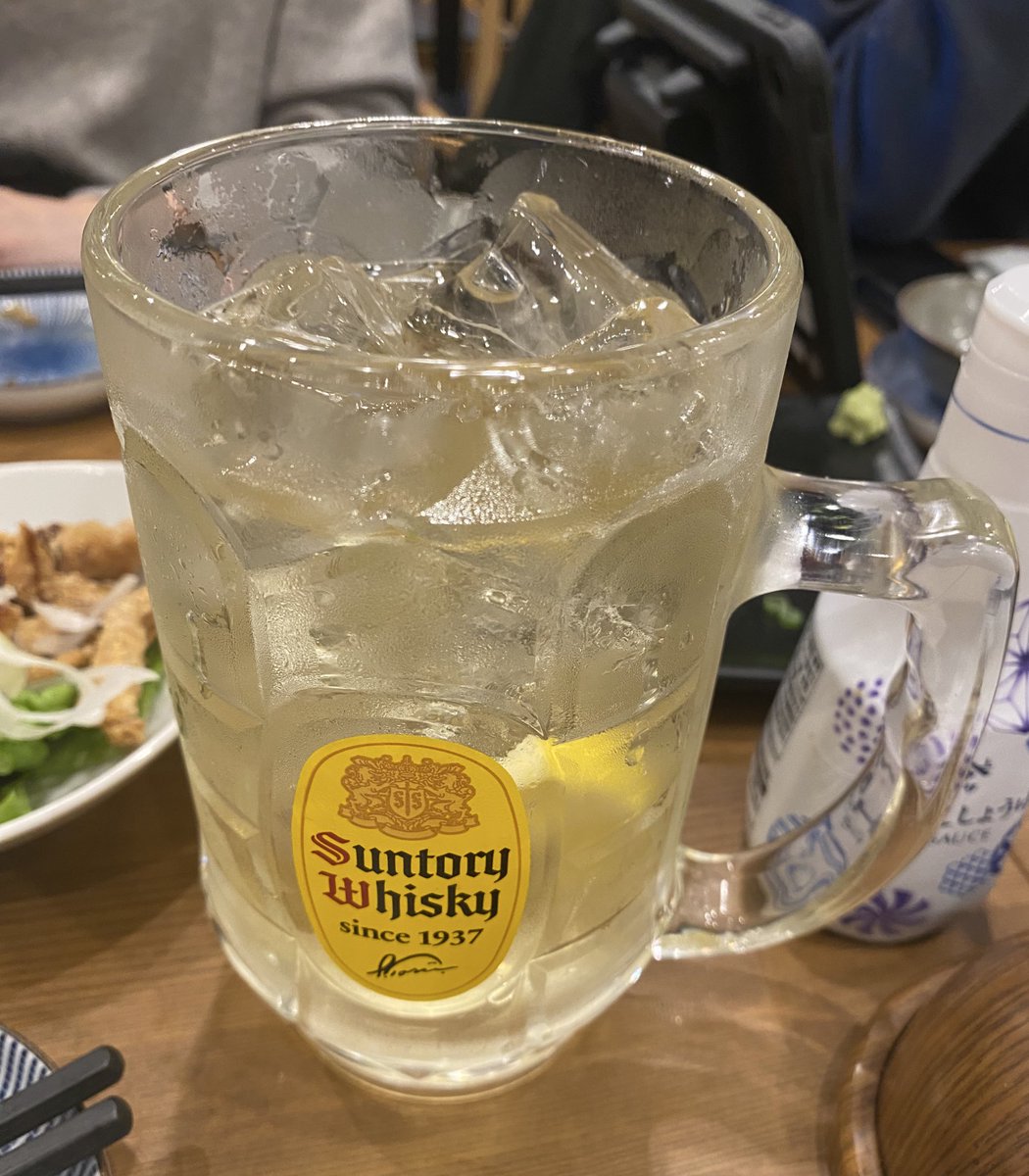 福岡詩話会ありがとうございました！　長い詩が集中し9作品でなんと30ページ∑(ﾟДﾟ)　それでも全力で向き合い批評して下さる皆様に感謝です🙏　詩と小説の違いを考えつつストーリーではなく言葉でハッとさせる詩、自己やその実存と関わる詩を書きたいと強く願います　初司会もお疲れ様🌟