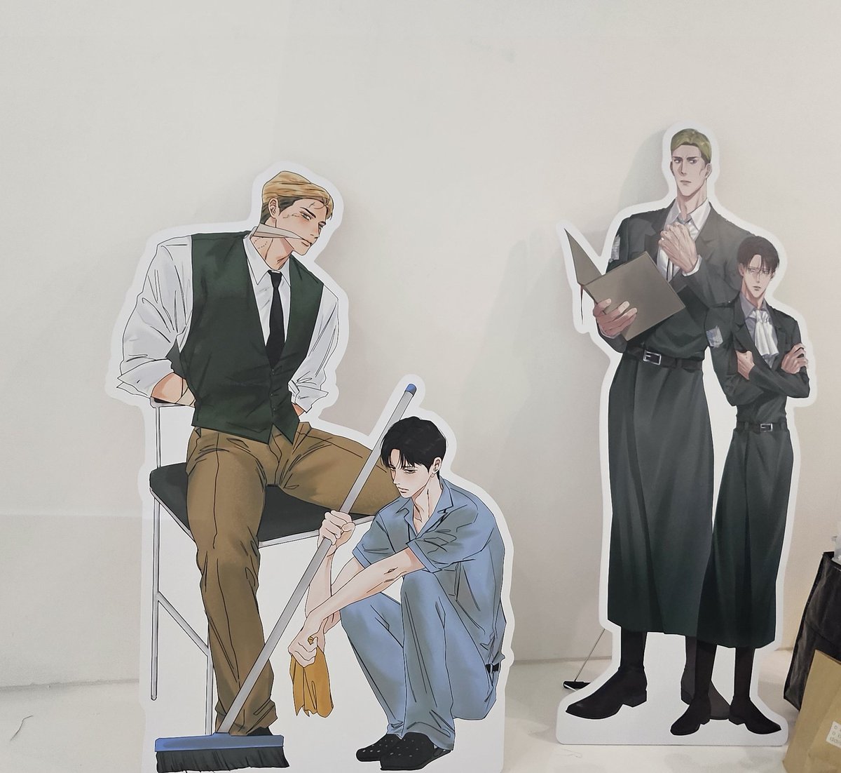 aotlevi220's tweet photo. #꿈을_포기하고_에루리해줘
#태양이_잠들지_않는_곳
재밌게 잘 즐기고가요><
주최님 센스있는 진행으로 이벤트타임까지 너무 즐겁게
놀았어요. 운좋게도
 오마모리랑 구매왕경품
이런걸 다 받다니
앗 글고 별거아닌 간식 드렸는데 좋아해 주신분들 감사합니다😍🥹 https://t.co/dnF8jiZSrl