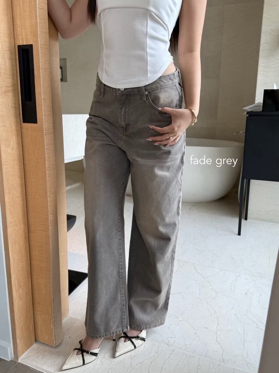 🧘🏻♀️⛸️ tweet media