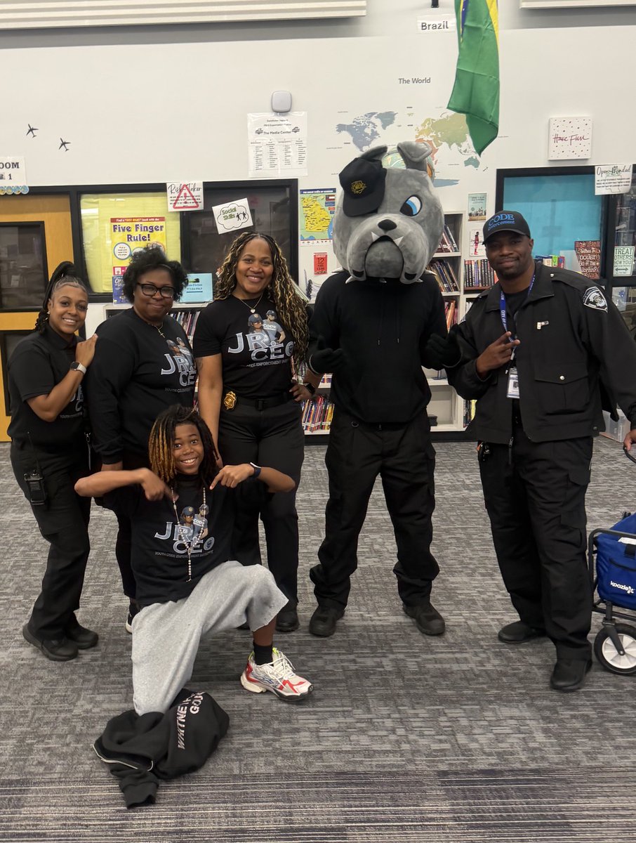 Sandtown Middle School tweet media