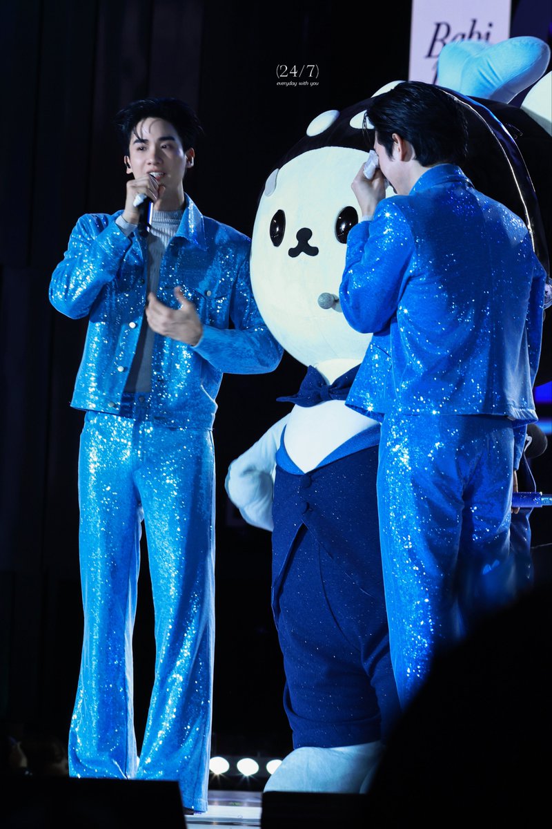 247withuuuu's tweet photo. 28/02/26

🥹🥹🥹

TAYNEWPOLCASAN FAMILY TIME D1
#PolcaFamMeetingD1
#เตนิว #POLCASAN #TayNew
#Tawan_V #Newwiee https://t.co/oyAIEbvLiW