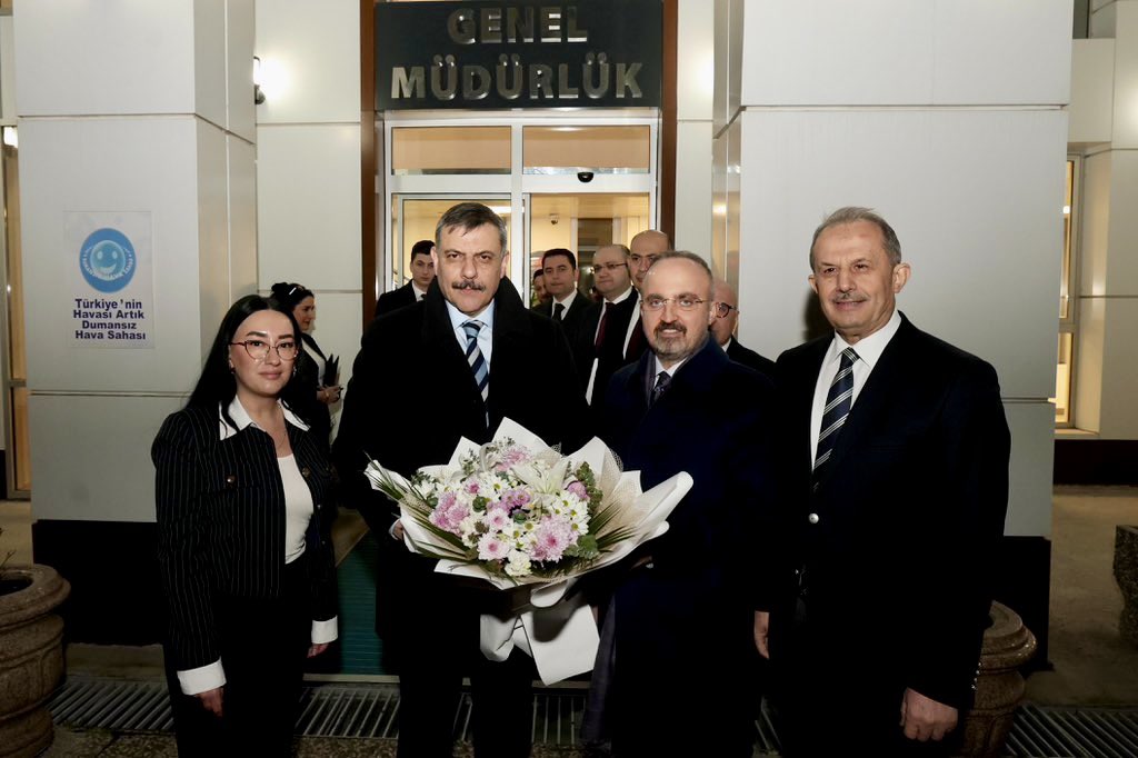 turanbulent's tweet photo. İçişleri Bakanımız sayın @mustafaciftcitr ile devletimizin en köklü kurumlarından  @TCNufus Genel Müdürlüğümüzde, geniş kapsamlı bir brifinge katıldık.

Mazimizin derinliği kadar güçlü bir gelecek vizyonu ortaya koyabilmek, yeni dönem stratejimiz olacak.   

Hayırlara vesile olur inş.

@itasyapan @TC_icisleri