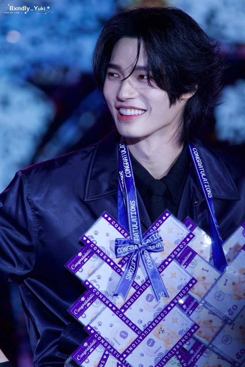 260228
TAYNEWPOLCASAN FAMILY TIME D1

#PolcaFamMeetingD1
#METAA #winmetawin