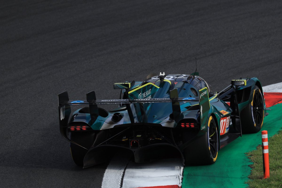 say_row_gun_toy's tweet image. エグいクルマですやで #sparkmodel #astonmartinvalkyrie #hypercar