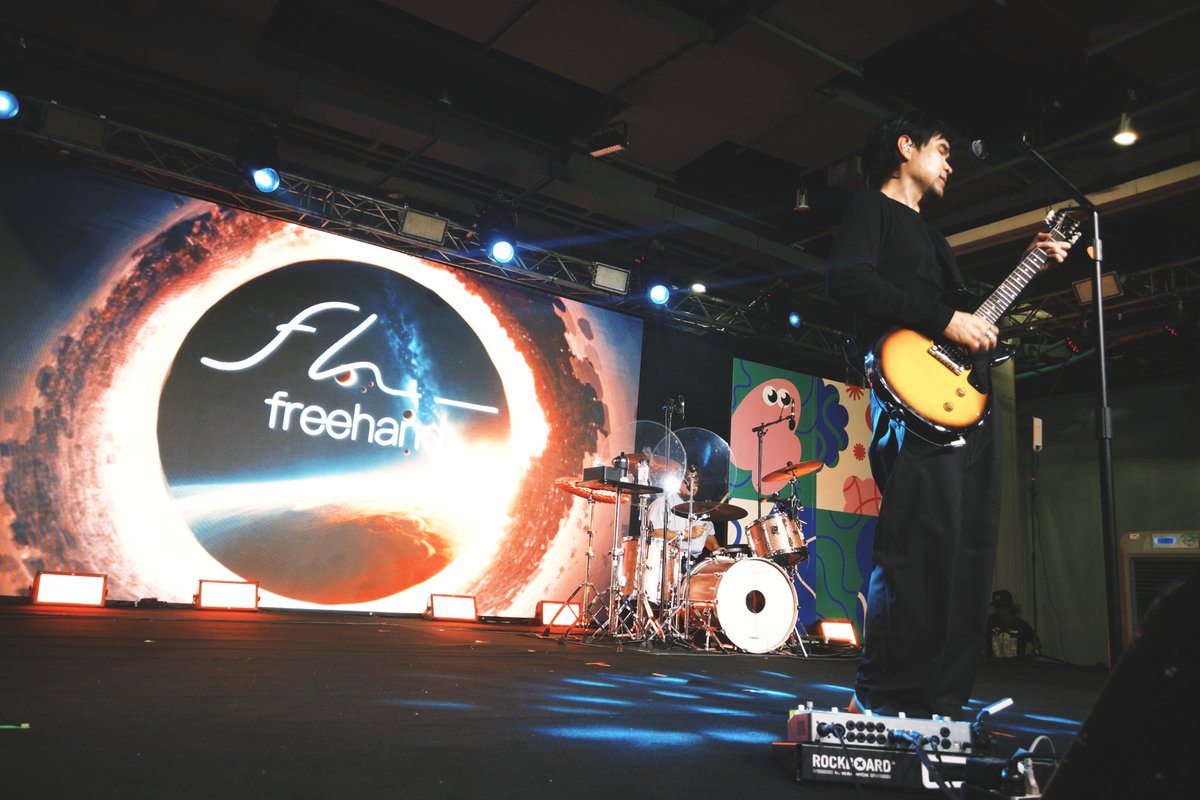 ‘ 🎙️

     ; 𝘺𝘰𝘶𝘳 𝘷𝘰𝘪𝘤𝘦 𝘪𝘴 𝘮𝘺 𝘧𝘢𝘷 𝘴𝘰𝘶𝘯𝘥.

     “<a href="/khemfh/">khem</a>”

_