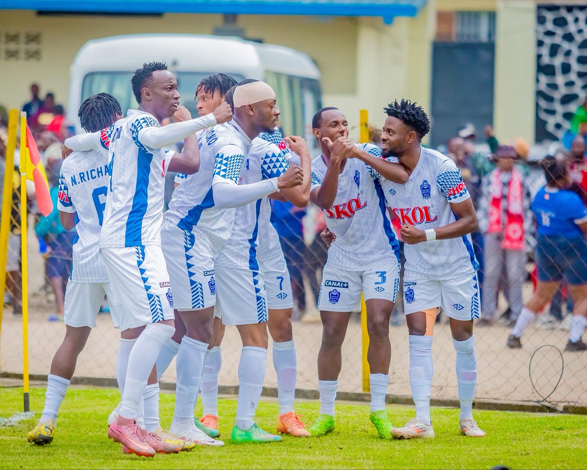 rayon_sports's tweet photo. #RPL || #MUSRAY

Hey Grok , Who is Vigninou? https://t.co/Di9A4NgiLr