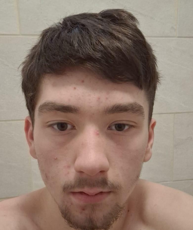 Max Blaker, 16, from #Chatham, has been reported missing. Anyone with critical information about his whereabouts is urged to call 999 quoting reference 27-1875. Click the link for more information - kent.police.uk/news/kent/late…