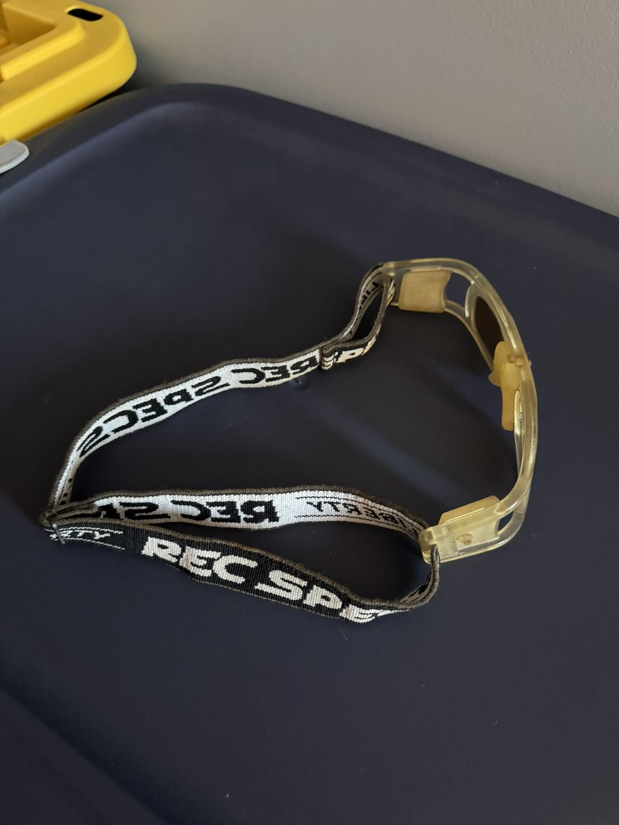 Chris Vickery tweet media