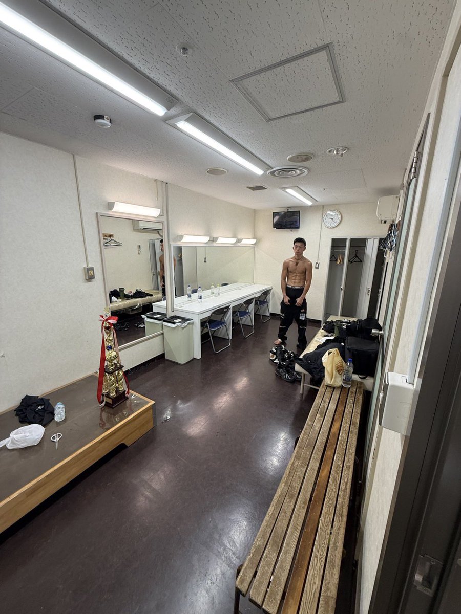 K-1 STAFF tweet media