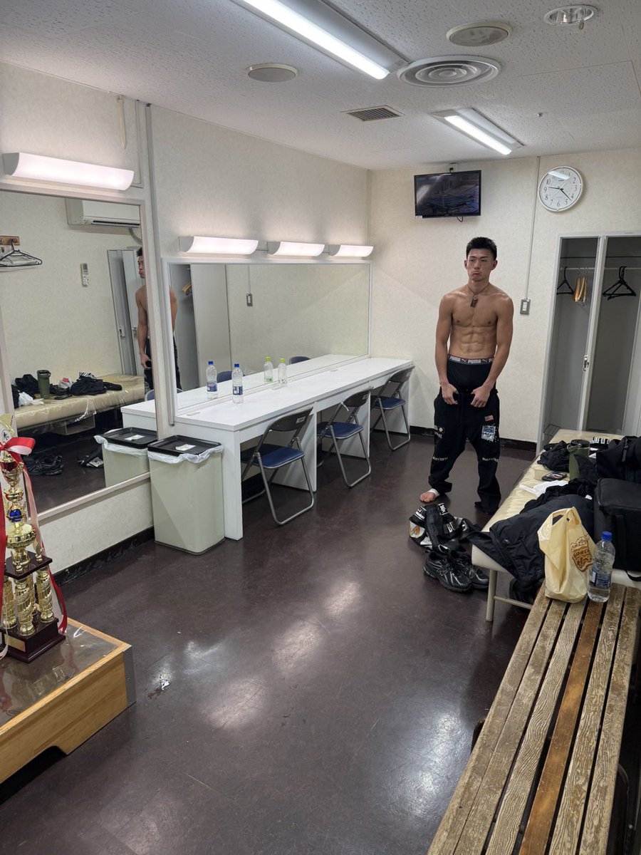 K-1 STAFF tweet media