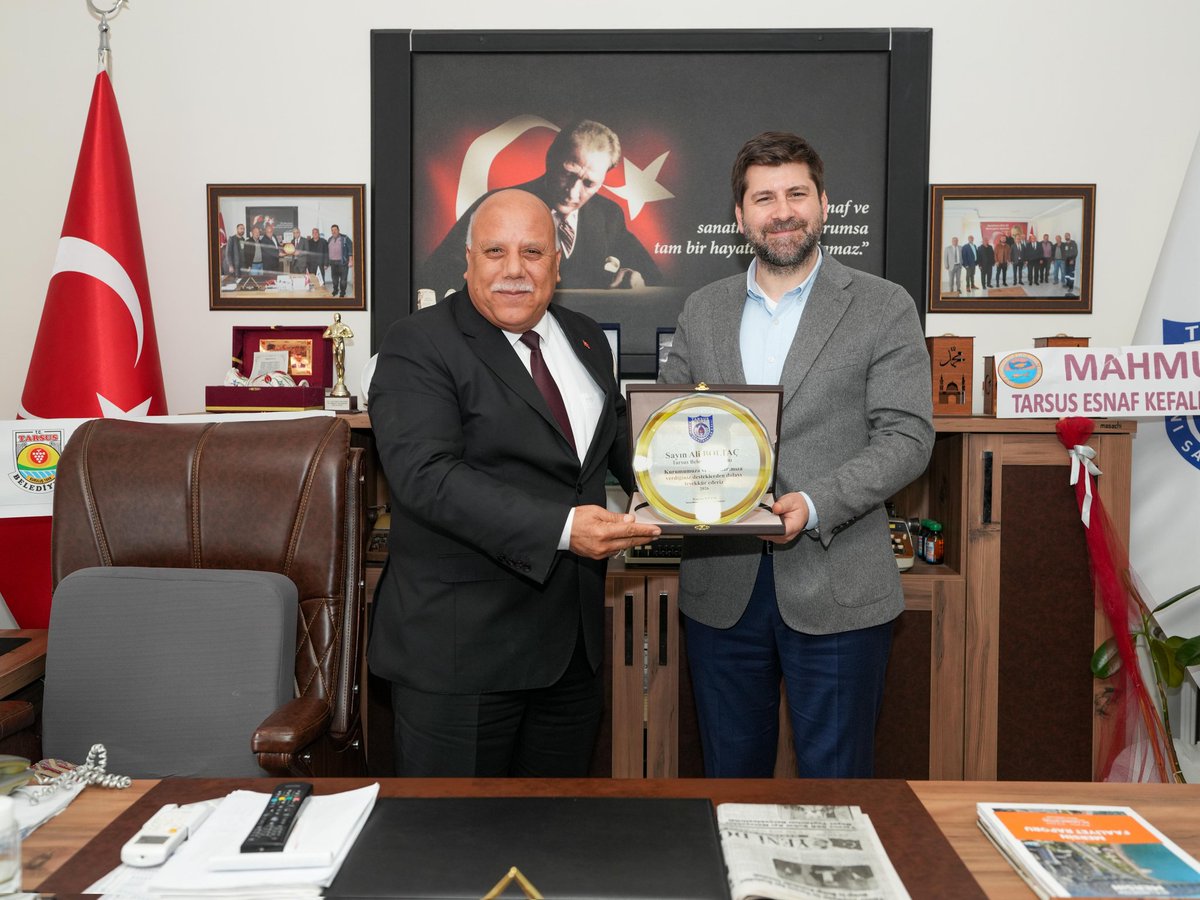 Kiltaskaplan's tweet photo. Sayın Belediye Başkanımız Ali Boltaç ve Belediye Meclis Üyelerimiz Hayırlı Olsun ziyaretinde Bulundular Esnafım Adına Teşekkür ederim. https://t.co/rMWYUMX6pB