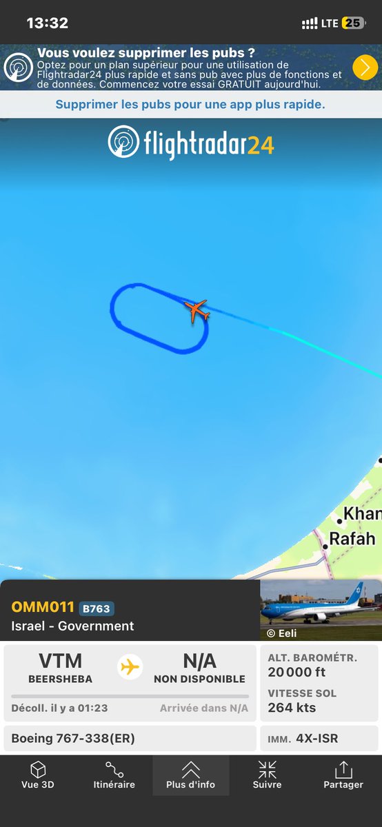 Vasili poutine tweet media