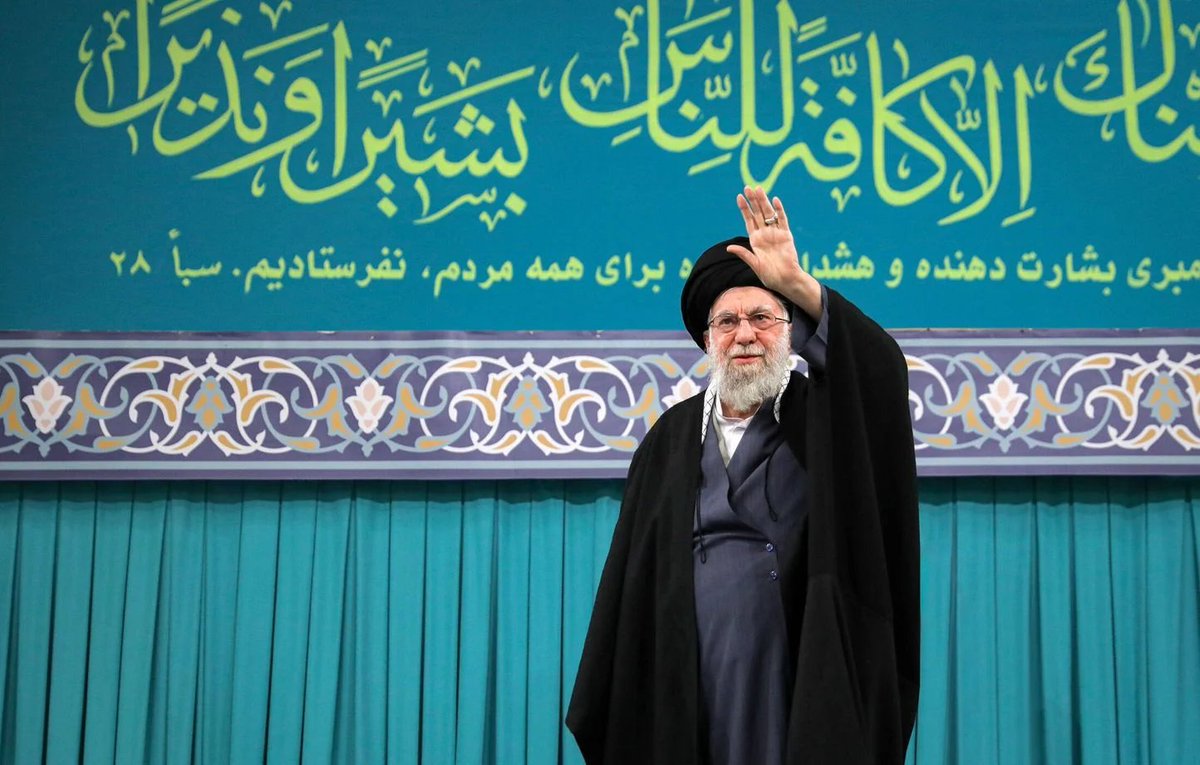 top_force's tweet photo. 🇮🇱🇮🇷 Opération Rugissement du Lion. Possible consolidation de la neutralisation #HVI L’ayatollah Khamenei, le guide suprême iranien ... https://t.co/IES6Jj9yW0