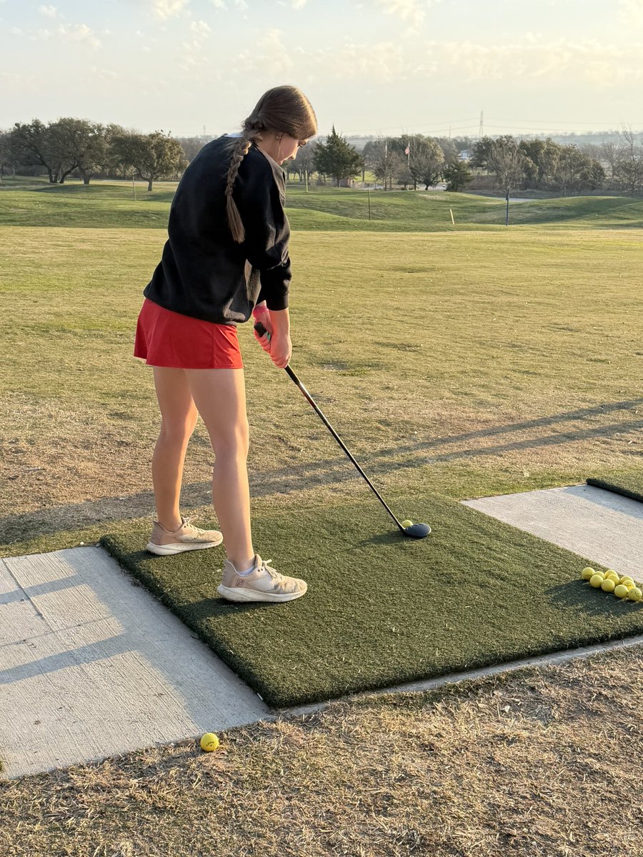 Lubbock-Cooper Girls Golf tweet media
