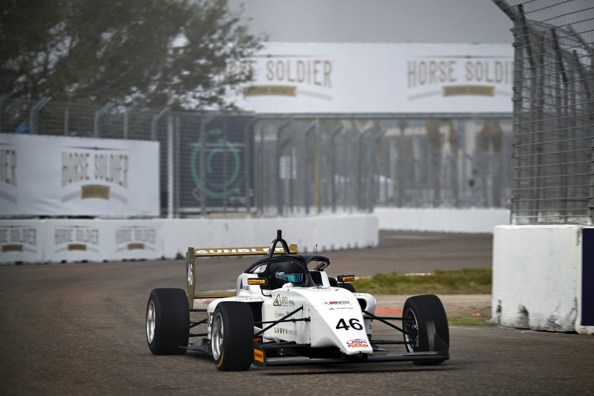 USF2000 Series tweet media