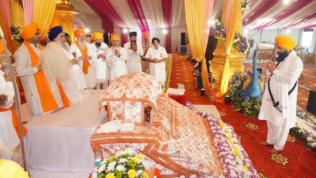 Maharashtra’s sacred congregation will demonstrate how courage rooted in compassion can transform society, fostering moral strength, harmony, and devotion among millions of devotees.
#HindDiChadar350Maharashtra
<a href="/hinddichadar350/">Hind di Chadar</a>