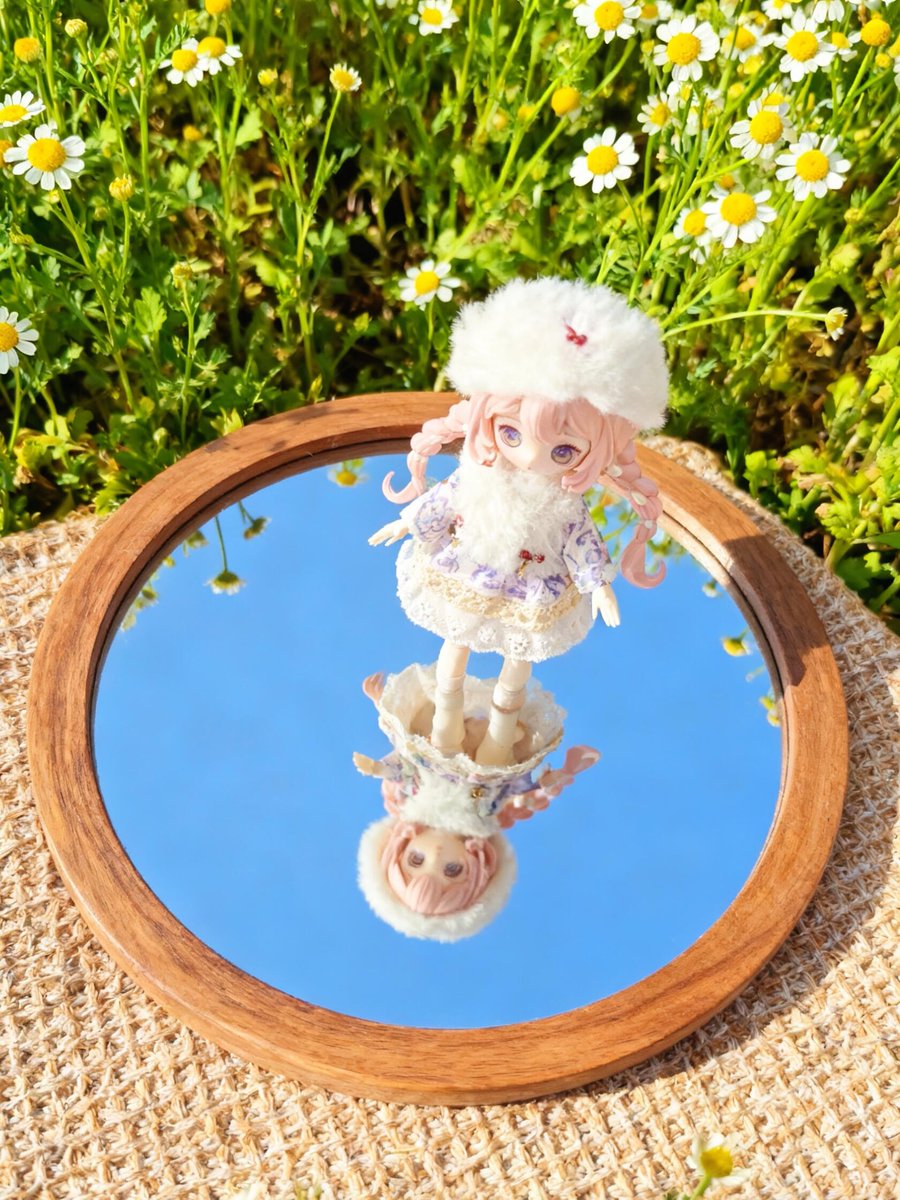 CalembouToy's tweet photo. Send help… I just got attacked by cuteness 🥹💚

The Lulu Elf Story 1/12 BJD Blind Box

They look like they’re about to whisper a secret from a fairy forest 💫

https://t.co/adIo9CHMjy

#Calembou #BJD #Blindbox #Arttoy #Toycollector #kawaii #Cute https://t.co/tZkkMFeJAU